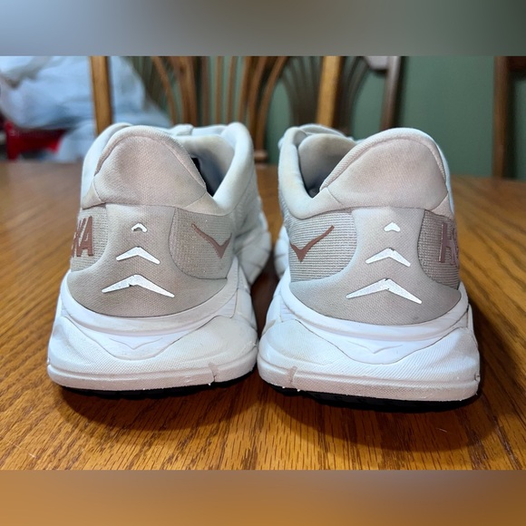 Hoka Arahi 6 shoes - Picture 6 of 7